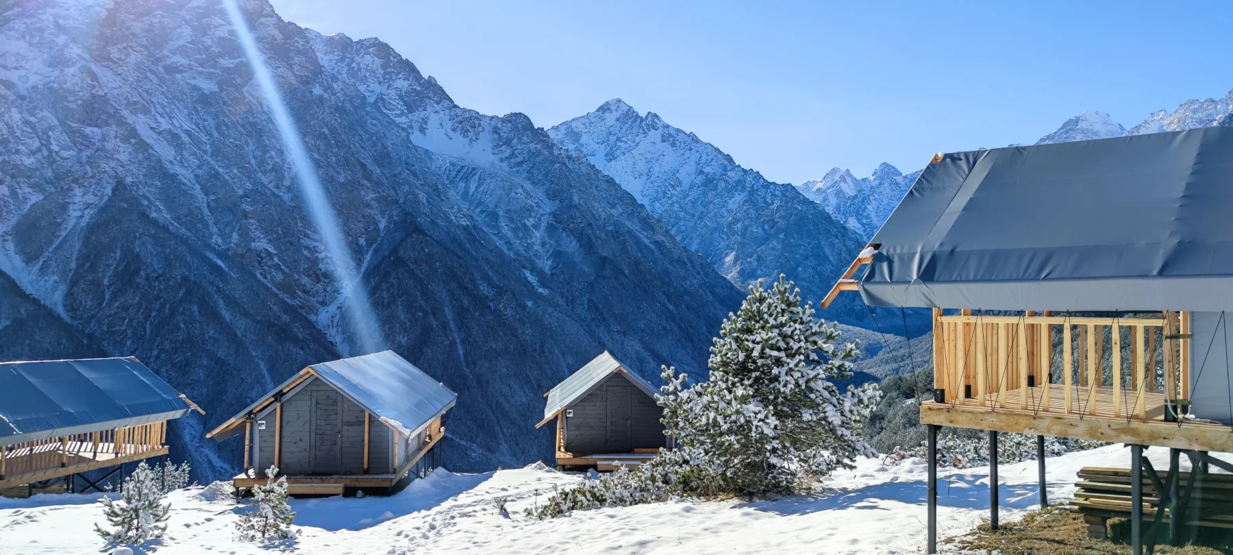 Realizacija glamping projekta Wildhomes u prirodnom okruženju